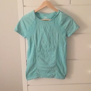 Athleta Girl t-shirt